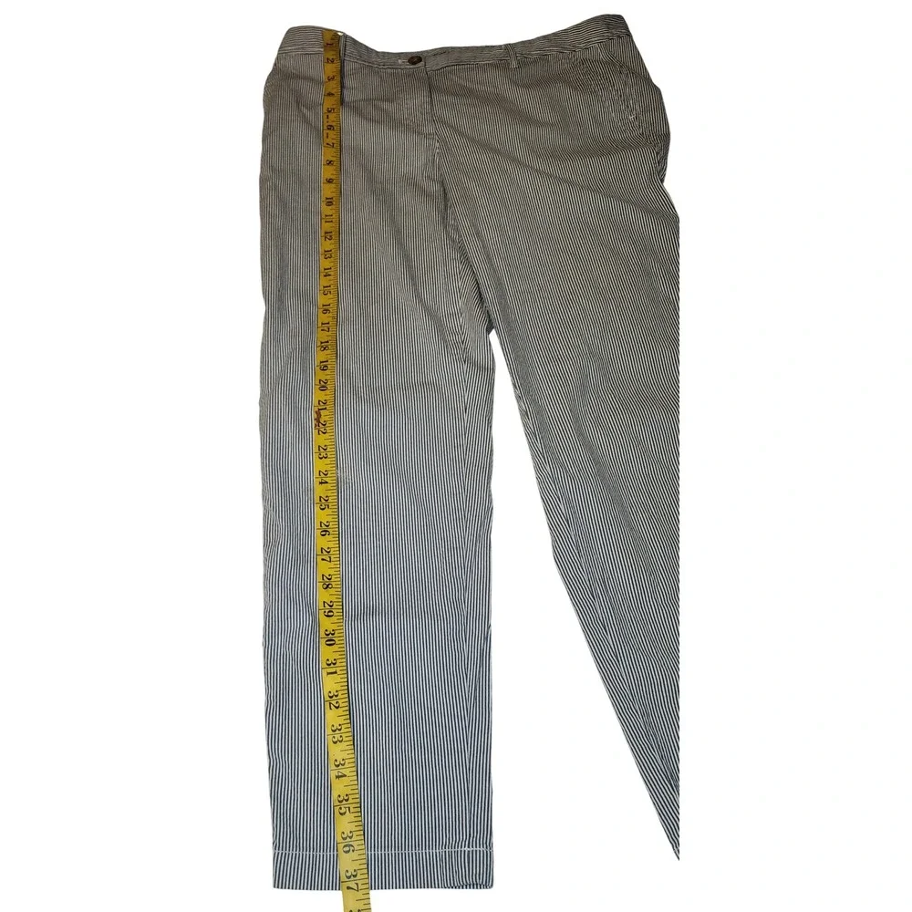 Talbots Girlfriend Chino Pants Womens 10 Blue White Striped Seersucker Cotton - Picture 8 of 8